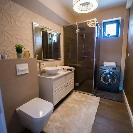 Inchiriez Apartament In Mamaia Nord アパート